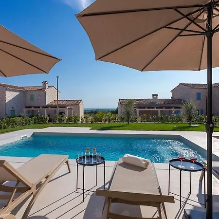 Design Emily White With Seaview Near Rovinj Bale