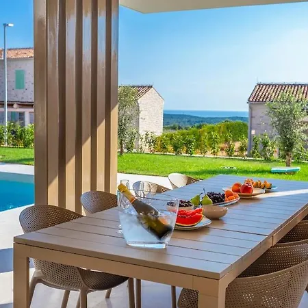Villa Design Emily White With Seaview Near Rovinj Bale
