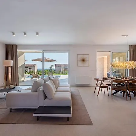 Villa Design Emily White With Seaview Near Rovinj *