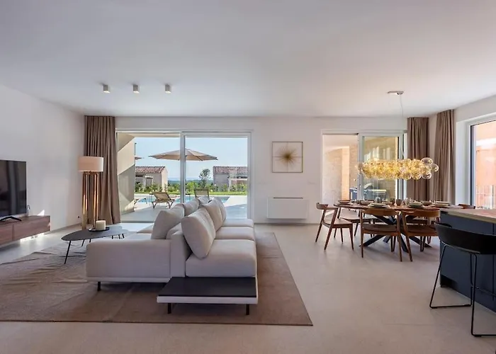 빌라 Design Emily White With Seaview Near Rovinj *