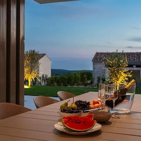 Design Emily White With Seaview Near Rovinj